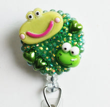 Load image into Gallery viewer, Mama And Baby Frog Retractable ID Badge Reel