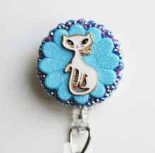 Load image into Gallery viewer, Retro White Cat Retractable ID Badge Reel