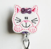 Load image into Gallery viewer, Litte Kitty Feltie Retractable ID Badge Reel