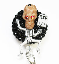 Load image into Gallery viewer, Halloween Big Skull Head Retractable ID Badge Reel
