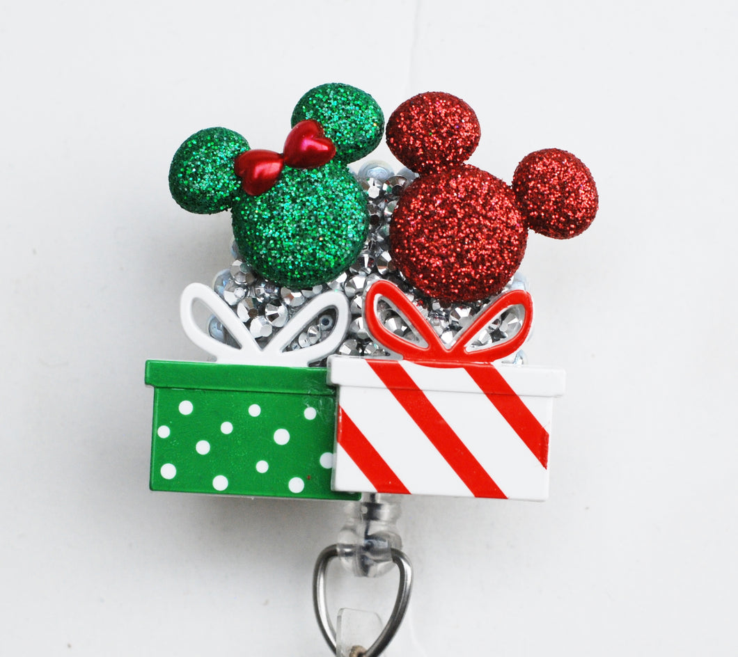 Mickey And Minnie Mouse Christmas Presents Retractable ID Badge Reel